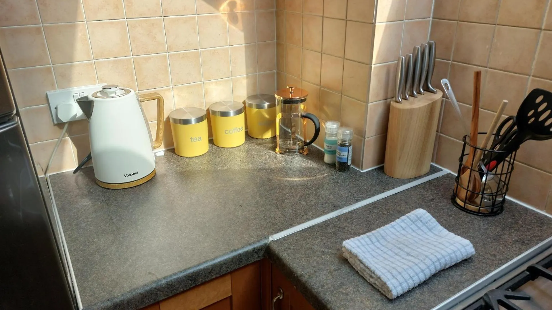 Bright - Central - Sleeps 10 Edinburgh