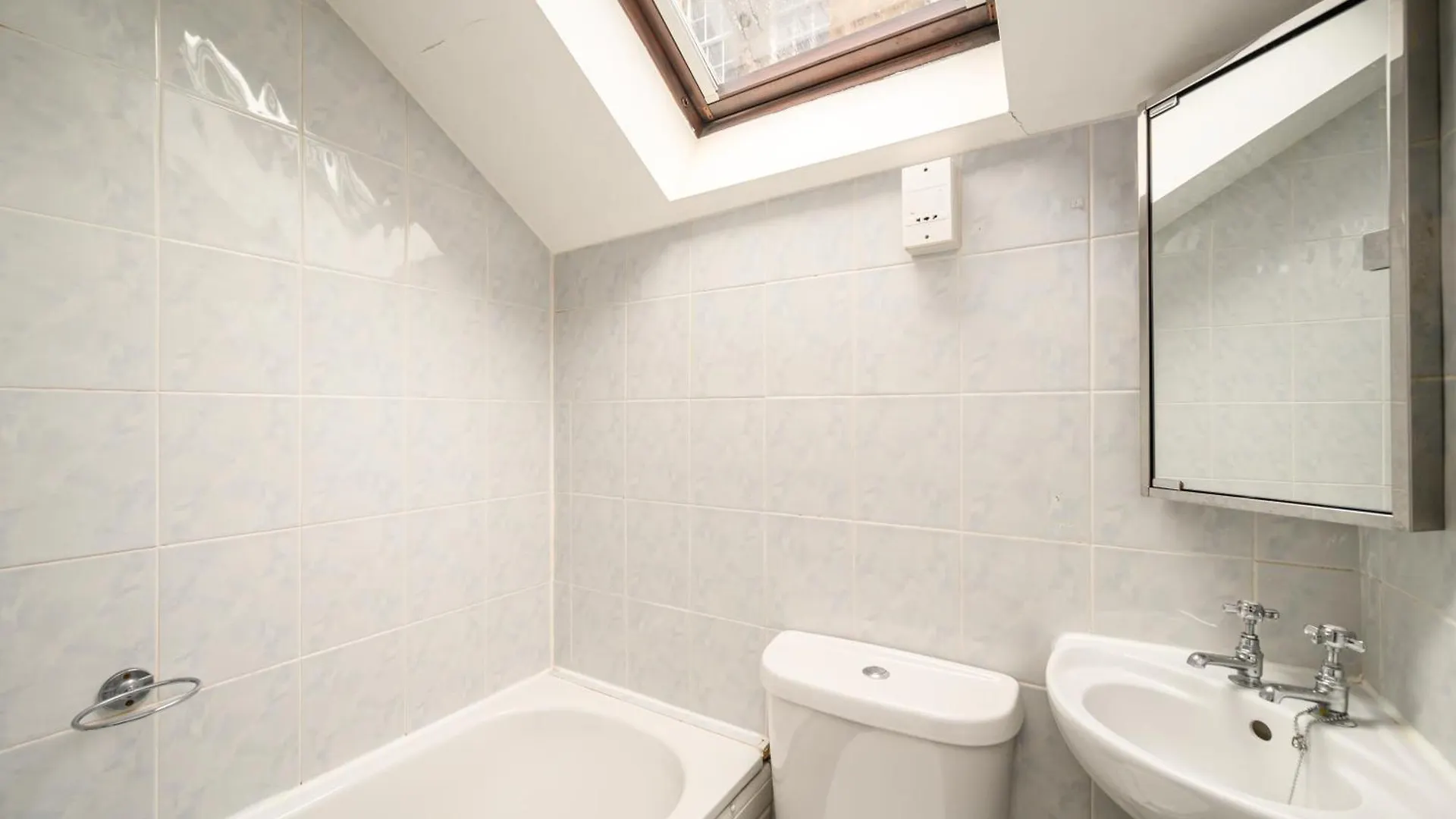 Bright - Central - Sleeps 10 Edinburgh Holiday home